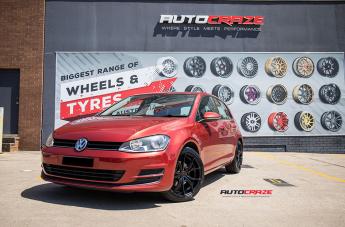 VOLKSWAGEN-GOLF-VENOM-MATTE-BLACK